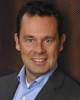 Andreas Kuchenbecker, Iskander Business Partner